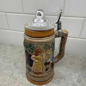 Lidded beer stein with lid made in Japan